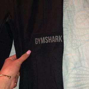 Gymshark leggings (black)